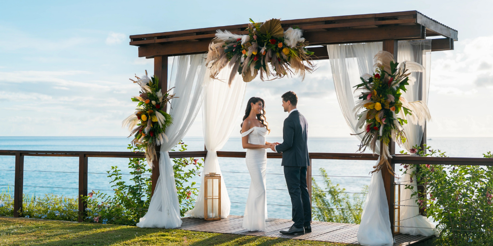 destination wedding couple rooftop ceremony